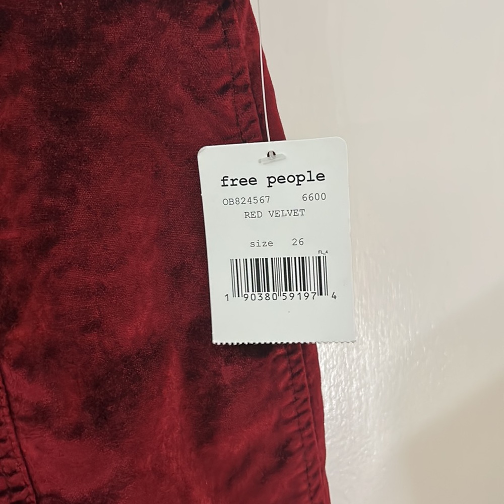 Nwt Red Velvet Size 26 - image 2